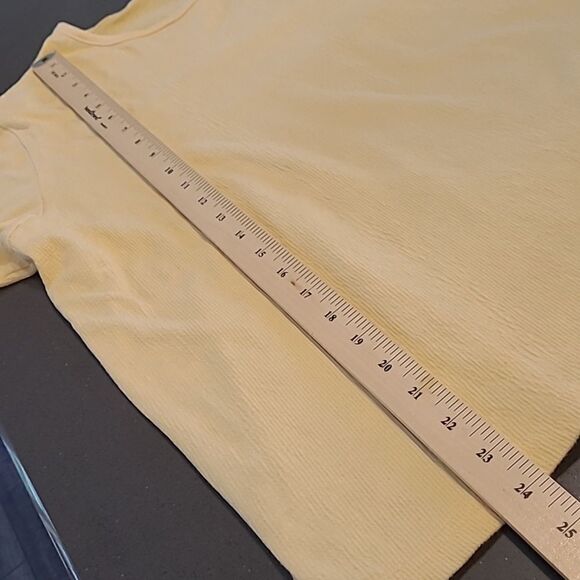 Sara Morgan sz M yellow textured fabric - Picture 7 of 8